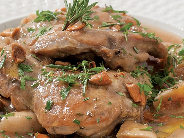 ΚΟΤΟΠΟΥΛΟ με σύκα & αμύγδαλα