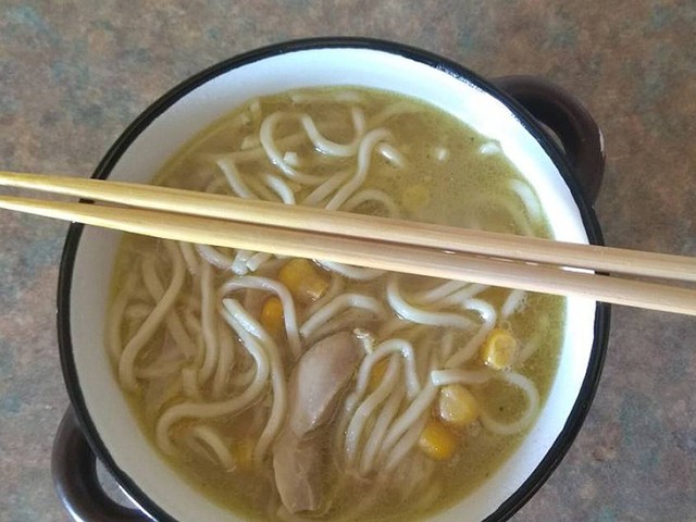 ΚΟΤΟΣΟΥΠΑ με νουντλς