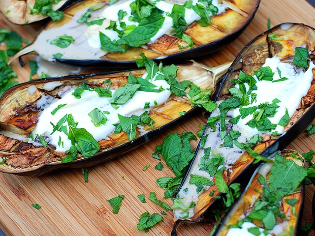 ΜΕΛΙΤΖΑΝΕΣ με γιαούρτι