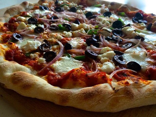 ΠΙΤΣΑ χωριάτικη