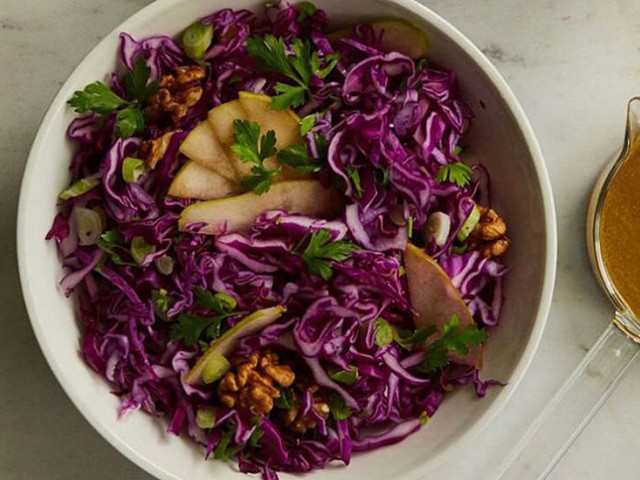 ΣΑΛΑΤΑ με Αχλάδι & Παρμεζάνα