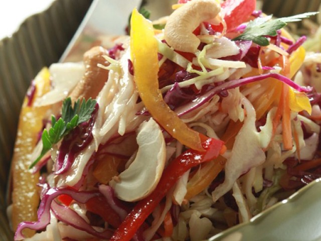 ΣΑΛΑΤΑ πολίτικη