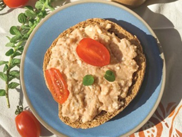 ΝΤΙΠ μελιτζάνας με φέτα