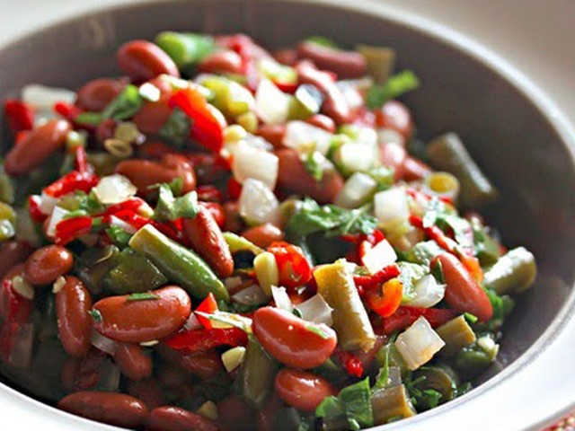 ΦΑΣΟΛΙΑ με φασολάκια