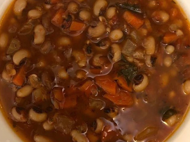 ΦΑΣΟΛΙΑ ΣΟΥΠΑ με σος μυρωδικών