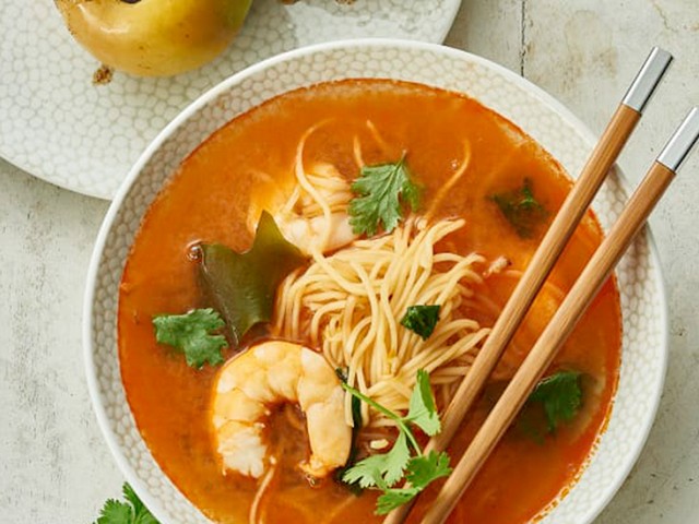 ΓΑΡΙΔΟΣΟΥΠΑ με νουντλς