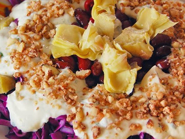 ΚΟΚΚΙΝΑ ΦΑΣΟΛΙΑ σαλάτα με γιαούρτι