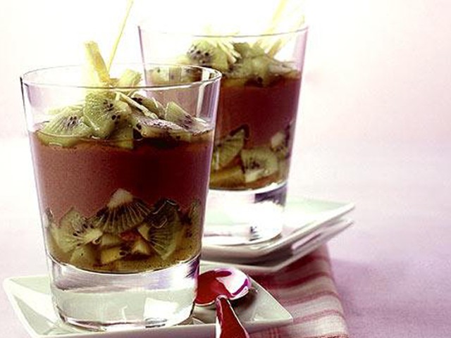 ΜΟΥΣ μαύρης σοκολάτας με ακτινίδιο