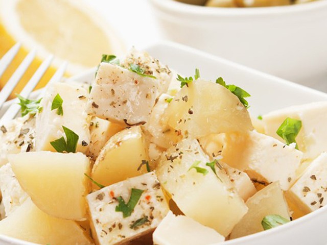 ΠΑΤΑΤΟΣΑΛΑΤΑ με φέτα