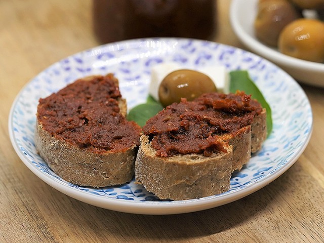 ΠΑΤΕ λιαστής ντομάτας