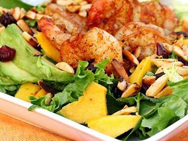 ΓΑΡΙΔΕΣ με cottage & μάνγκο