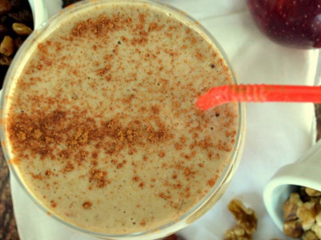 SMOOTHIE με σταφίδα & ξινόμηλο