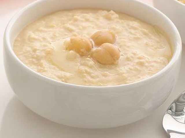 ΧΟΥΜΟΥΣ με γιαούρτι